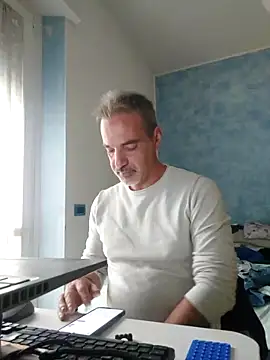 Marcolino183 online show from 10-22-25, 08:25