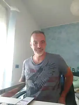 Snapshot of Marcolino183 chatting on 07-07-26, 07:23 Marcolino183 online show from 07-07-26, 07:23
