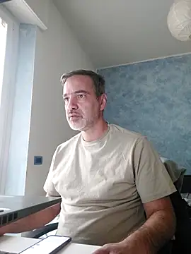 Snapshot of Marcolino183 chatting on 03-04-26, 08:22 Marcolino183 online show from 03-04-26, 08:22