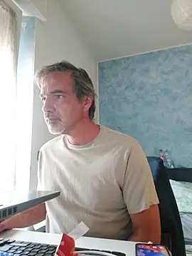 Snapshot of Marcolino183 chatting on 06-18-26, 07:29 Marcolino183 online show from 06-18-26, 07:29