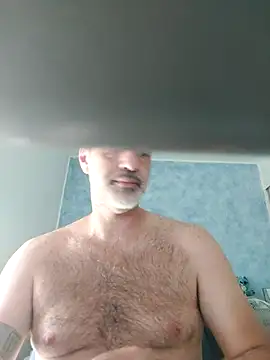 Snapshot of Marcolino183 chatting on 08-03-26, 08:00 Marcolino183 online show from 08-03-26, 08:00