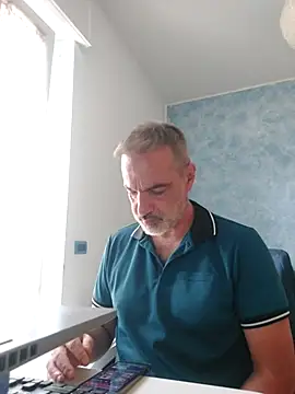 Snapshot of Marcolino183 chatting on 07-14-26, 07:35 Marcolino183 online show from 07-14-26, 07:35