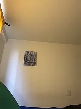 baby lizy online show from 10-22-25, 09:03