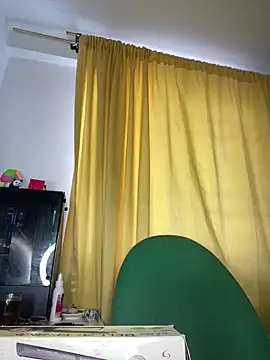 baby lizy online show from 10-07-25, 08:32