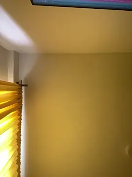 baby lizy online show from 11-04-25, 06:33