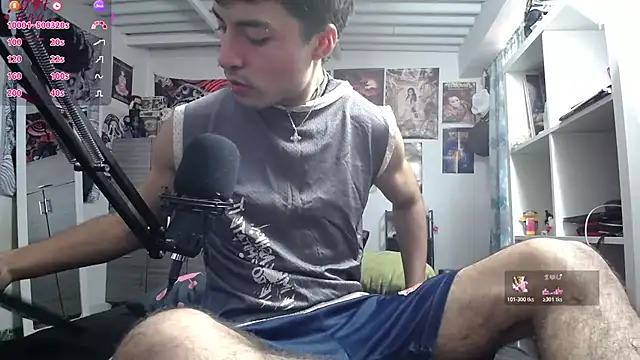 Snapshot of dylan_fun18 chatting on 02-25-26, 10:20 dylan fun18 online show from 02-25-26, 10:20