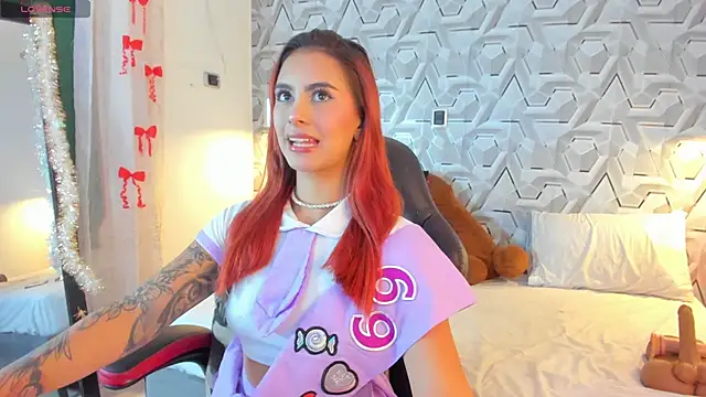 Sophiee Hill online show from 02-02-26, 06:34