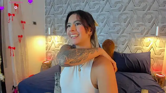 Sophiee Hill online show from 03-13-26, 06:29