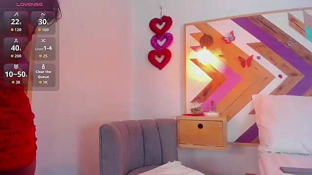 Katia Wilson online show from 04-17-26, 07:49