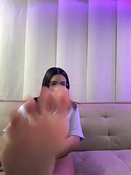 camianddanna online show from 12-16-25, 02:27