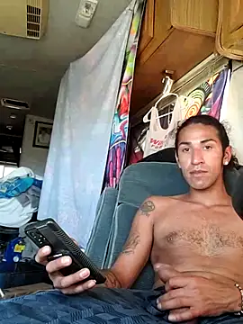 LargeDominoes online show from 02-28-26, 07:13