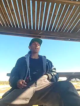 LargeDominoes online show from 03-08-26, 05:49