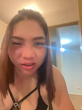 WhiteWomen online show from 09-10-25, 11:26