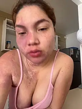 WhiteWomen online show from 09-23-25, 02:35