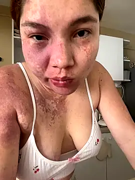 WhiteWomen online show from 09-29-25, 02:55