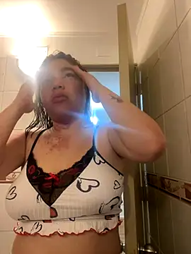WhiteWomen online show from 09-10-25, 10:58