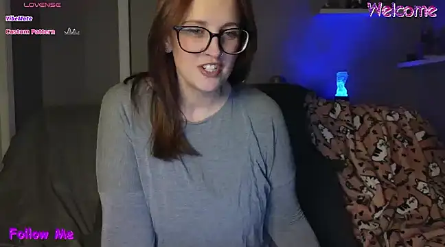 TheBustyHouseWife online show from 03-04-25, 04:27