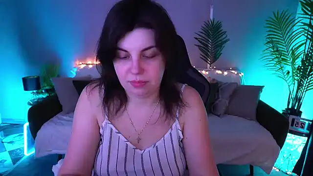 MirandaWong online show from 03-26-26, 06:11