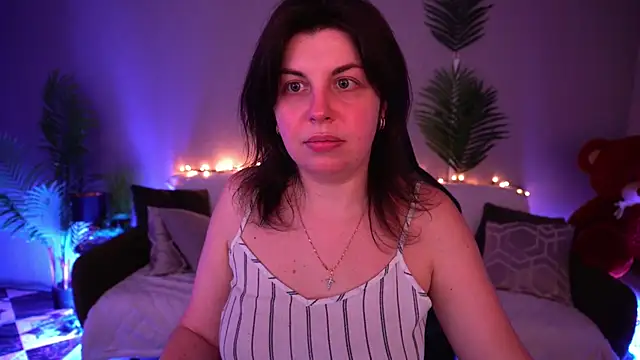 MirandaWong online show from 03-27-26, 06:33