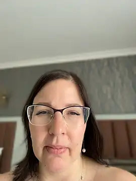Snapshot of B_Bonya_m chatting on 05-22-26, 05:16 B Bonya m online show from 05-22-26, 05:16