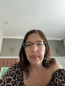 Snapshot of B_Bonya_m chatting on 05-26-26, 05:27 B Bonya m online show from 05-26-26, 05:27