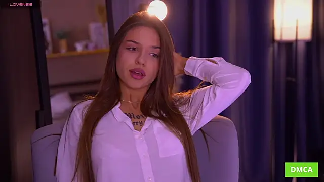 Snapshot of Deeptalkss chatting on 12-18-25, 08:19 Deeptalkss online show from 12-18-25, 08:19