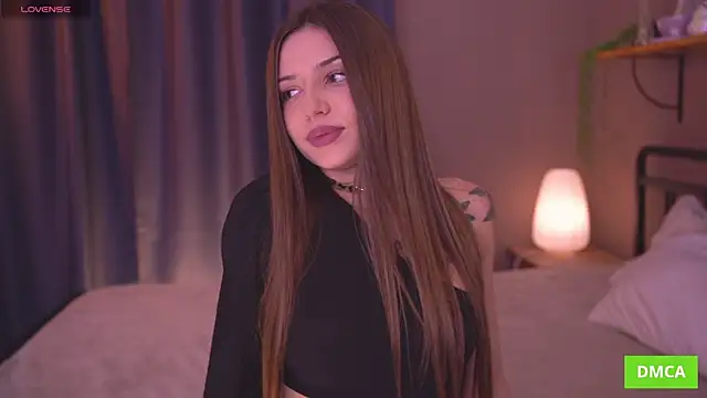 Snapshot of Deeptalkss chatting on 11-23-25, 08:02 Deeptalkss online show from 11-23-25, 08:02