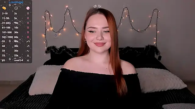 Snapshot of LittleKiitten chatting on 01-11-25, 02:15 LittleKiitten online show from 01-11-25, 02:15