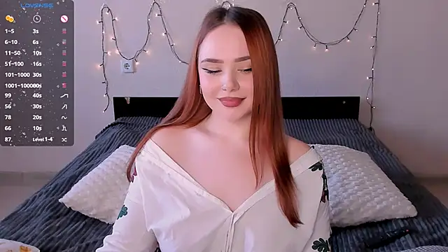 Snapshot of LittleKiitten chatting on 01-27-25, 01:30 LittleKiitten online show from 01-27-25, 01:30