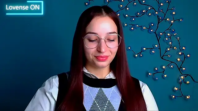 Jessie Kisss online show from 10-18-25, 05:20