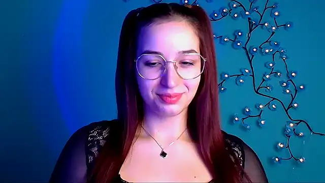 Jessie Kisss online show from 10-13-25, 05:20