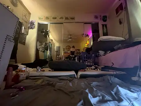 Johndoe2292 online show from 02-22-26, 07:04