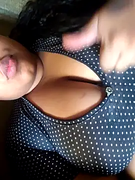 Snapshot of vic_pretynhaa chatting on 05-06-26, 12:31 vic pretynhaa online show from 05-06-26, 12:31