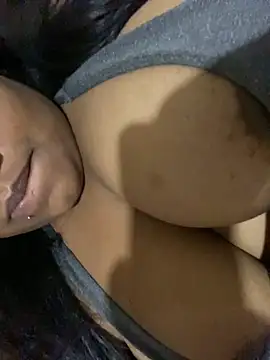 Snapshot of vic_pretynhaa chatting on 01-27-25, 02:20 vic pretynhaa online show from 01-27-25, 02:20