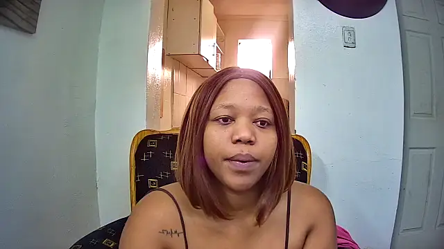 GoldenPussyXOXO online show from 07-02-26, 08:53