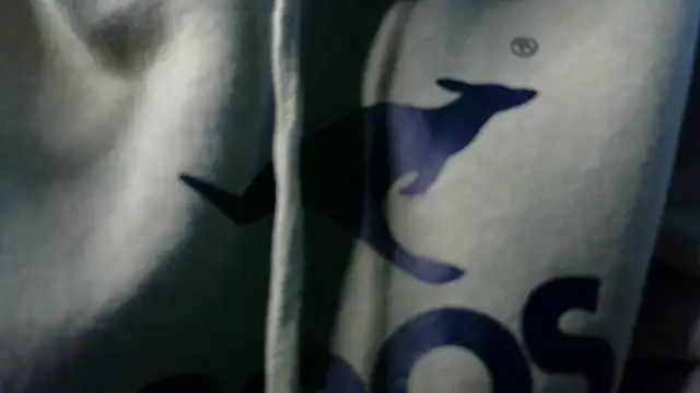 Snapshot of calioppe01 chatting on 02-10-26, 09:52 calioppe01 online show from 02-10-26, 09:52