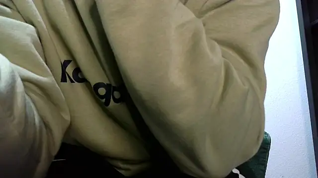 Snapshot of calioppe01 chatting on 02-13-26, 08:58 calioppe01 online show from 02-13-26, 08:58