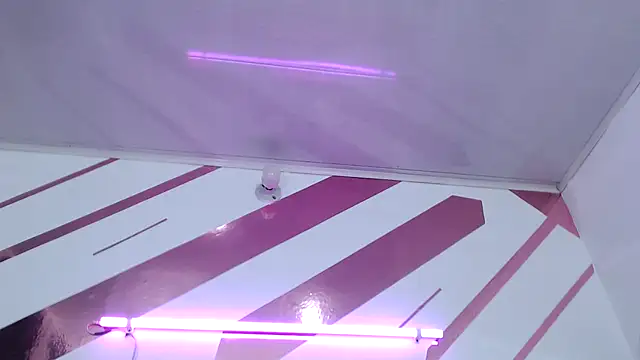 Kitten Hot  online show from 02-20-26, 06:37