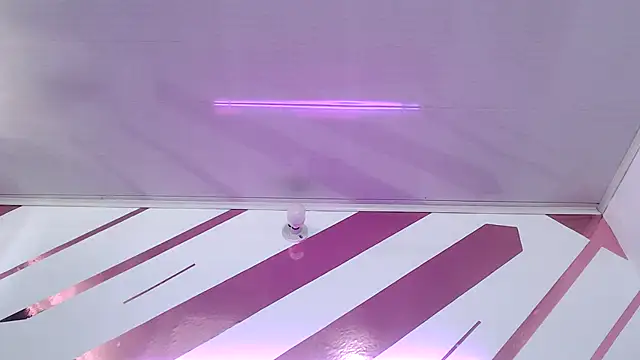 Kitten Hot  online show from 02-28-26, 02:39