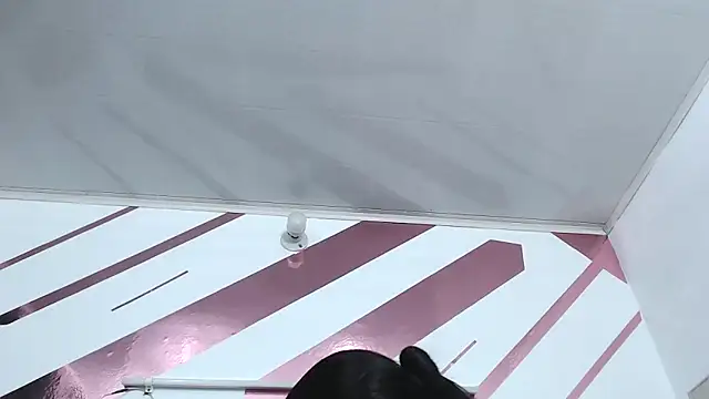 Kitten Hot  online show from 11-15-25, 02:37