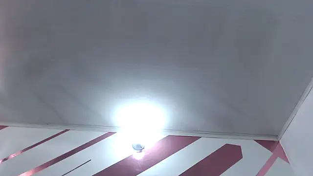 Kitten Hot  online show from 11-30-25, 06:30