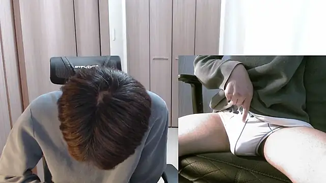 Snapshot of ryota_kkk chatting on 03-19-26, 11:32 ryota kkk online show from 03-19-26, 11:32