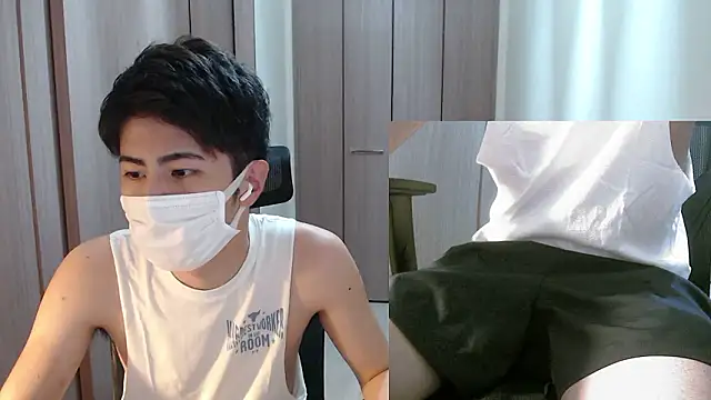 Snapshot of ryota_kkk chatting on 06-05-26, 10:10 ryota kkk online show from 06-05-26, 10:10