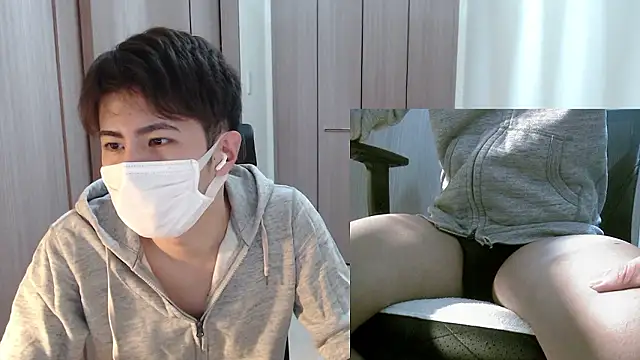Snapshot of ryota_kkk chatting on 02-20-26, 11:34 ryota kkk online show from 02-20-26, 11:34