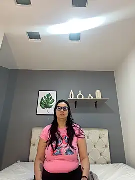 Soe Lara online show from 11-29-25, 10:59