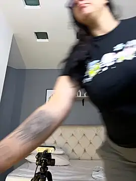 Soe Lara online show from 11-26-25, 11:21