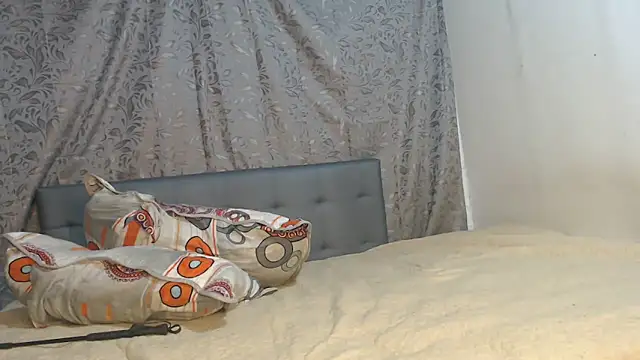 Snapshot of Soe_Lara chatting on 04-07-26, 11:34 Soe Lara online show from 04-07-26, 11:34