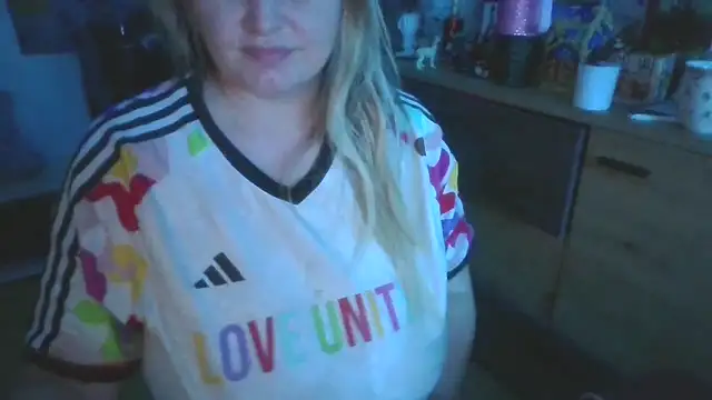 Meliss Official9 online show from 01-16-26, 10:47