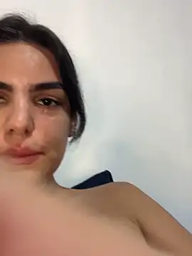 Snapshot of MARYADSUARD chatting on 05-09-26, 05:44 MARYADSUARD online show from 05-09-26, 05:44
