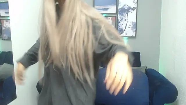 vainillaplaypussy online show from 10-15-25, 12:13